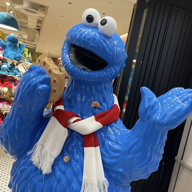 【東京/池袋🇯🇵】可愛すぎる店員さん❤️💙セサミストリートマーケット