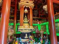 Temple Hopping Like a Pro in Mueang