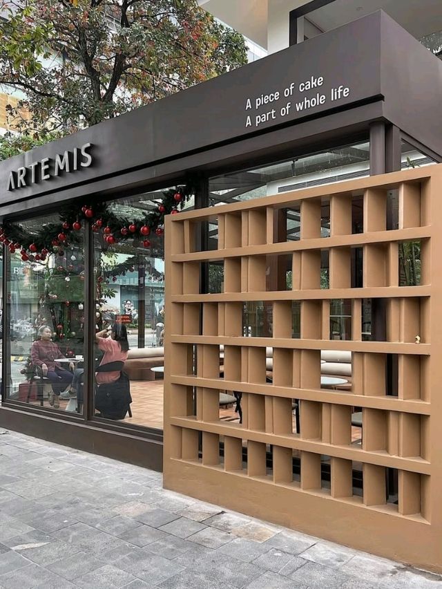 Artemis Pastry