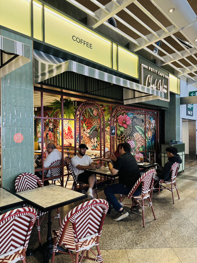 Pastries, Coffee & Pre-Flight Vibes at KLIA 1