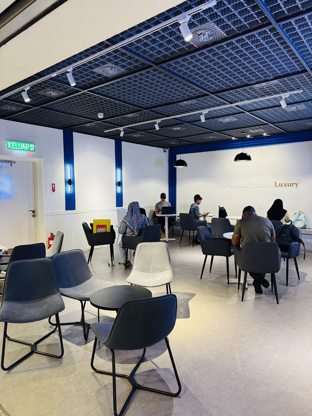 ZUS Coffee: My Go-To Caffeine Fix at KLIA 1