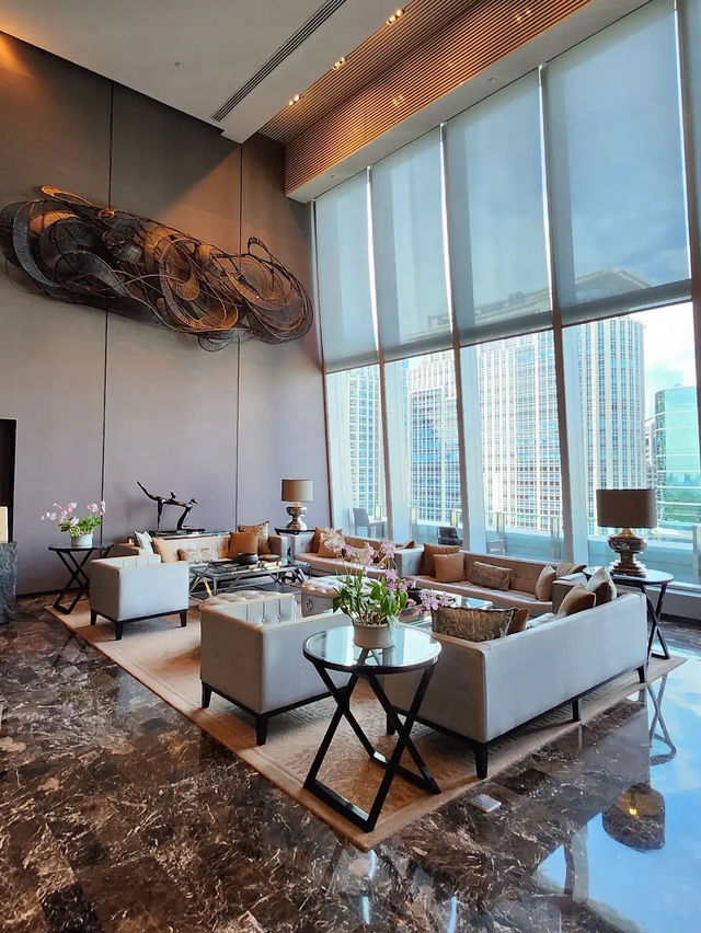Luxury in Motion, Okura’s Cantilevered Dreams