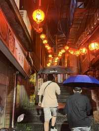 🌙 Jiufen Old Street at Night – A Hidden World After Dark