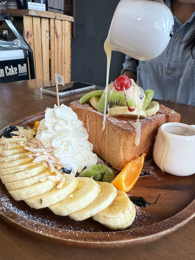 โรงคั่วกาแฟรักษ์ไทยแคมป์ อำเภอเนินมะปราง✨