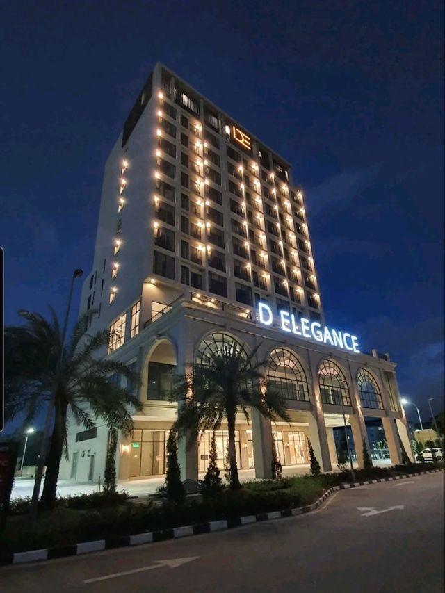 “D Elegance Oasis of Clean Comfort”