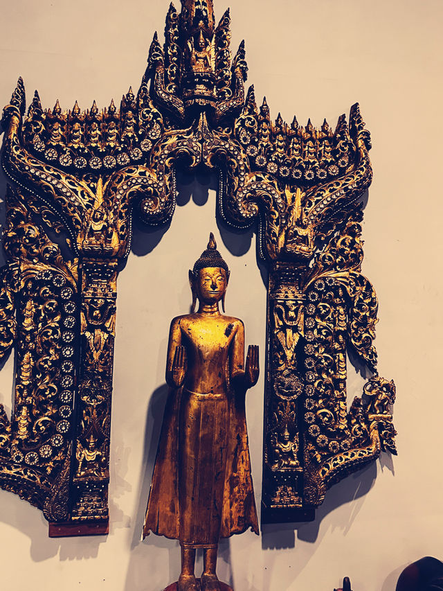 The Rong Suea Ten Temple, museum 