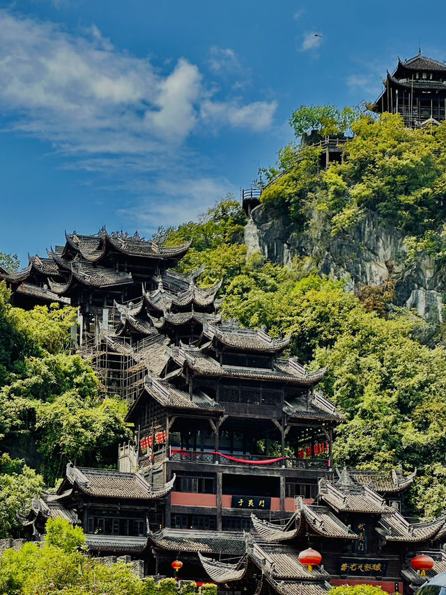Chiyou Jiuli Palace: Exploring the Spirit of the Miao People