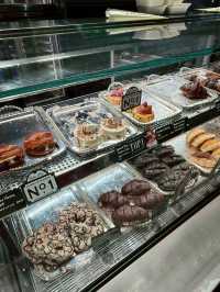 ร้านเบเกอรี่ชื่อดังของเซี่ยงไฮ้ที่อยากให้มาลอง!!