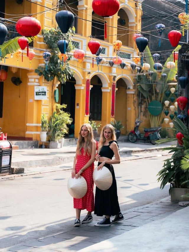 🌟 รีวิว : เดินเล่นเมืองเก่าฮอยอัน 🏮✨