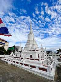 🙏 เจดีย์ขาวอลังการ พญานาคสุดปัง บรรยากาศดี๊ดี~