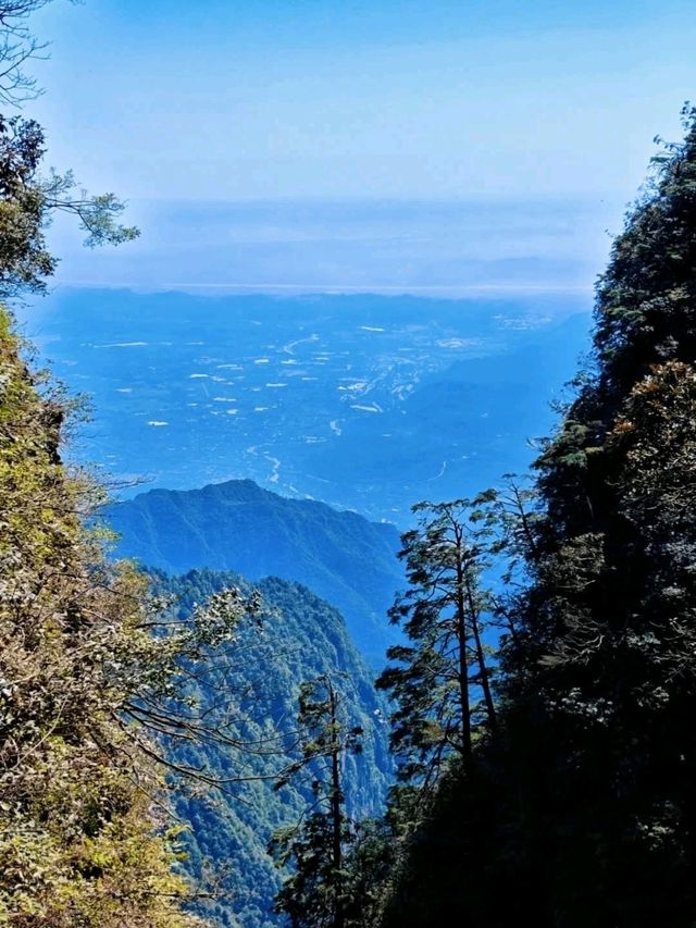 Popular mountain