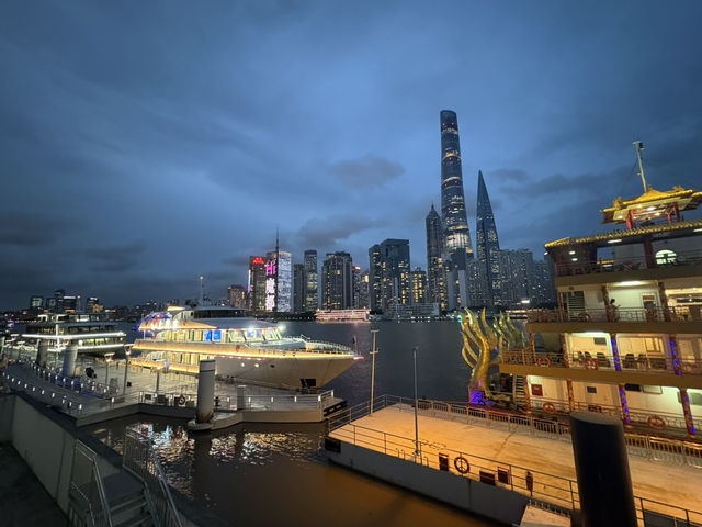 360度環景黃浦江,遊景渡輪超乎想像 360度環景黃浦江,遊景渡輪超乎想像
