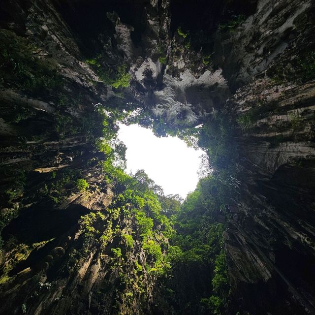 Batu Caves – The Stairs to the Sky