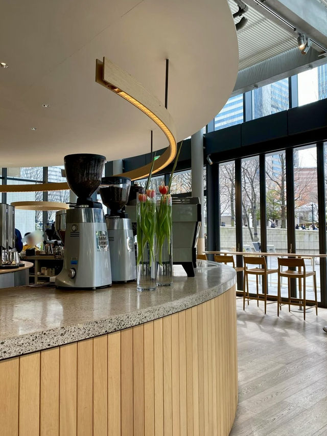 ❄️ Cozy Winter Vibes at Blue Bottle Coffee, Minatomirai ❄️ Cozy Winter Vibes at Blue Bottle Coffee, Minatomirai