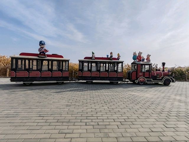 Fantasy Journey to the Dragon Palace of the West Sea
