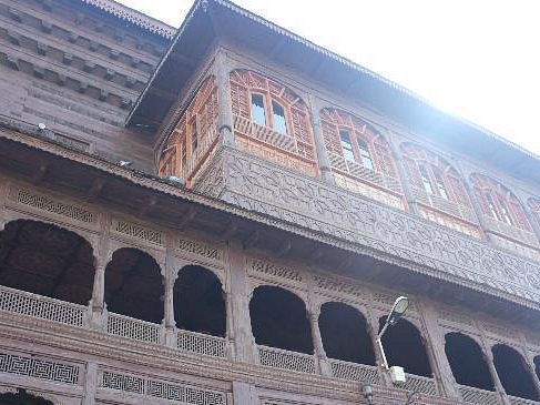 Shah E Hamdan R.H Mosque Shah E Hamdan R.H Mosque