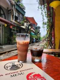 Train Street Treats🍰