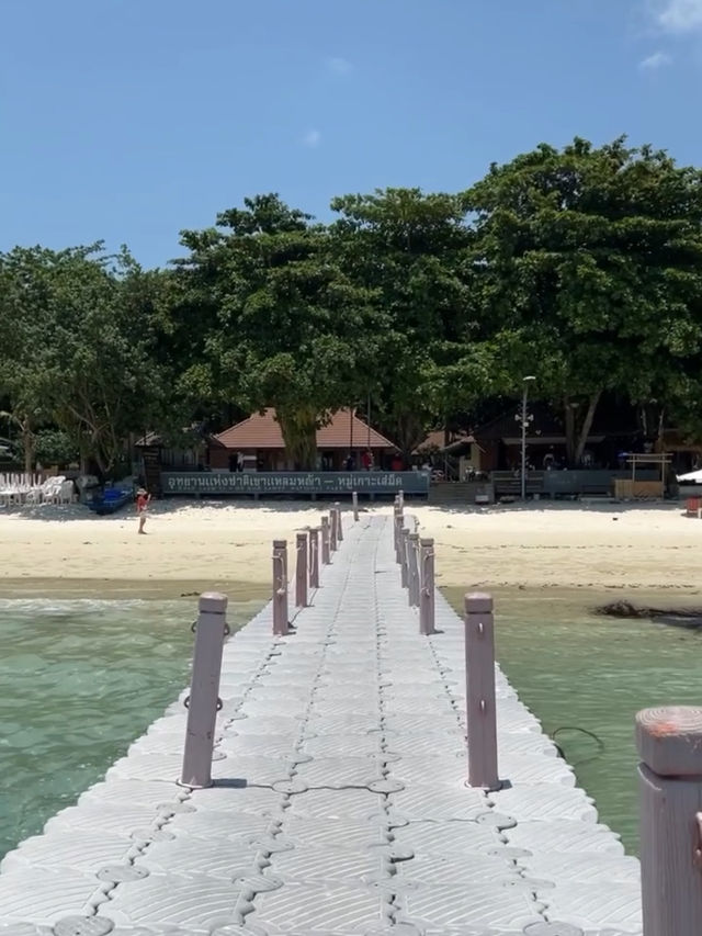 เที่ยวเกาะเสม็ดยังไงให้คุ้ม!!!! เที่ยวเกาะเสม็ดยังไงให้คุ้ม!!!!