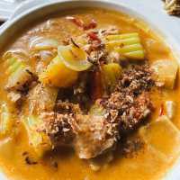 อิ่มเหมือนอยู่บ้านที่ Moodie Foodie Thai Newmarket