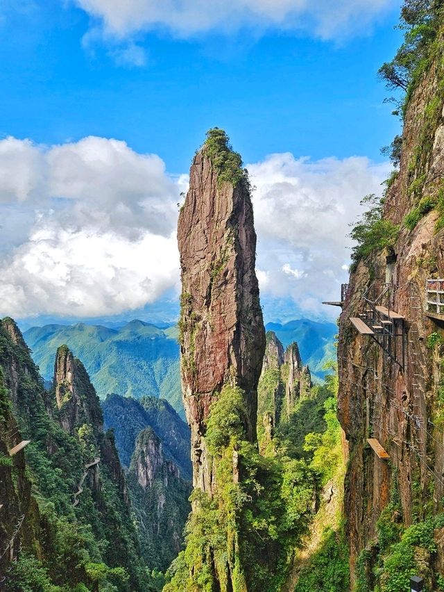 蹒跚小旅人 · 湘南郴州的瑞士三日奇遇记 蹒跚小旅人 · 湘南郴州的瑞士三日奇遇记