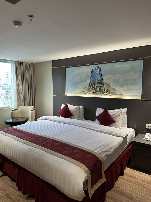 Stay Elegan di Hermes Palace Hotel Medan