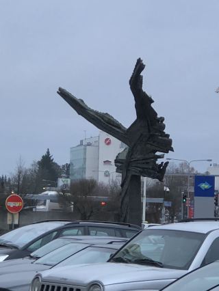 [Finland Independent Travel] From Vaasa to Oulu | Exploring the Fish Market and the Cute Police Statue on a Day Trip in the Northern Port City