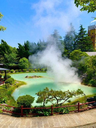 [Beppu] Blue, red, and even crocodile?! A must-visit "Hell Tour" ♨️