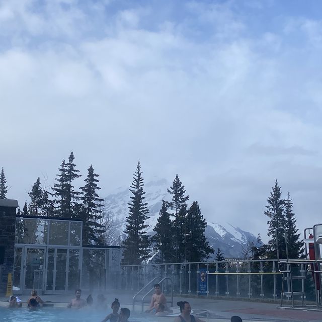 Banff Upper Hot Springs - Relax