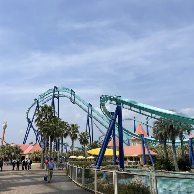 스릴넘치는 롤러코스터만 13개 있는 일본 테마파크🎢