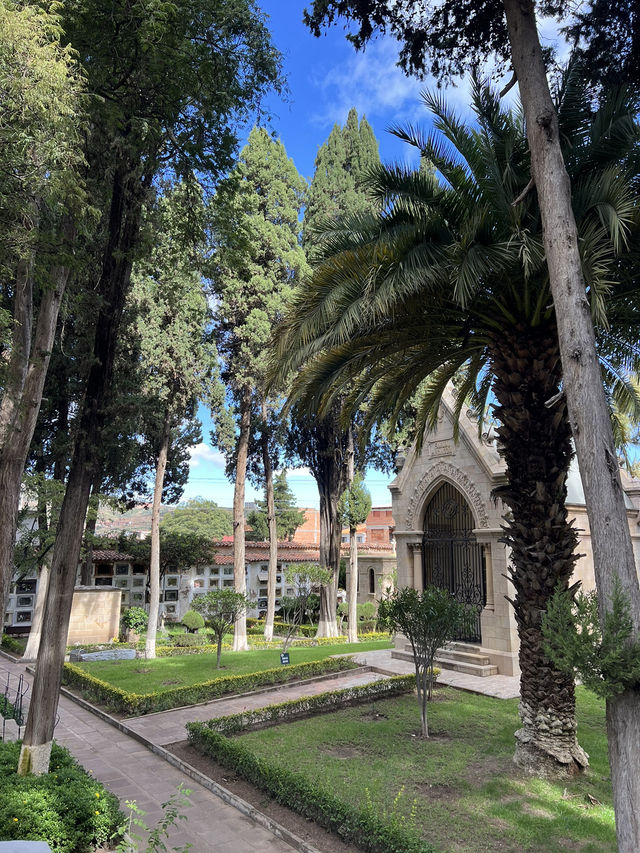 Celebrating Life in Sucre Cemetery 🇧🇴