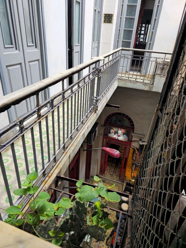해외여행 쿠바 하바나의 갤러리 카페 Hostal Malecon 663