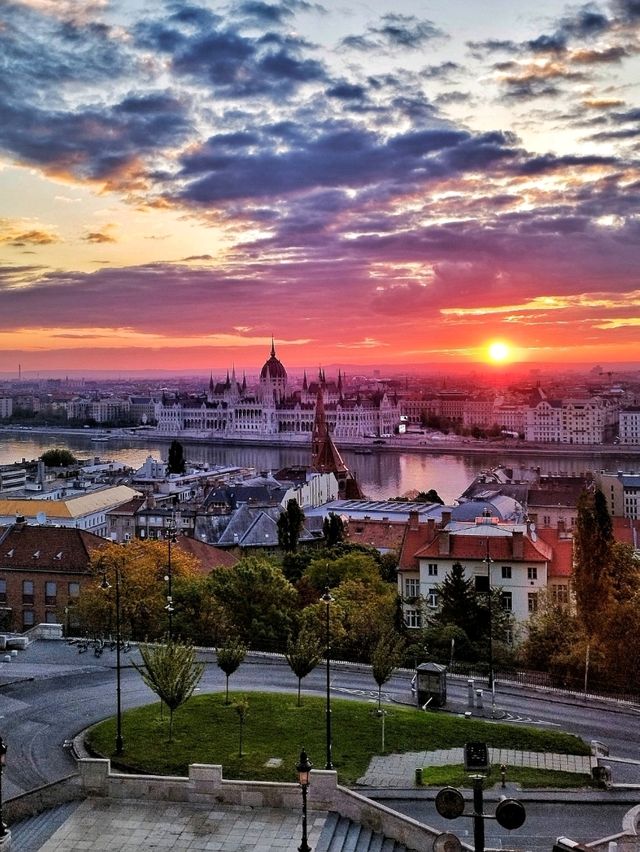 Budapest: A City of Bridges, Baths, and Breathtaking Views