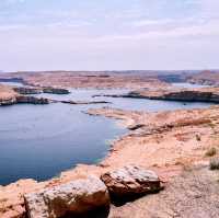 🚗 Southwest National Park Road Trip Tips: Stop by Lake Powell in Page, AZ 🌊🏜️