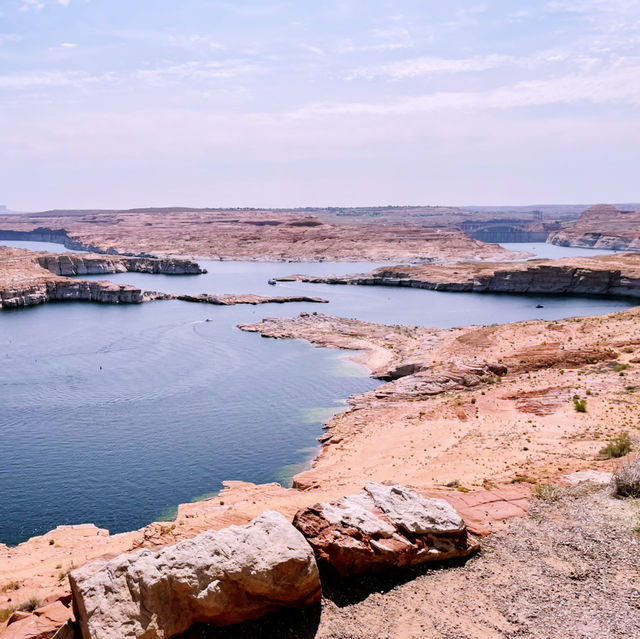 🚗 Southwest National Park Road Trip Tips: Stop by Lake Powell in Page, AZ 🌊🏜️