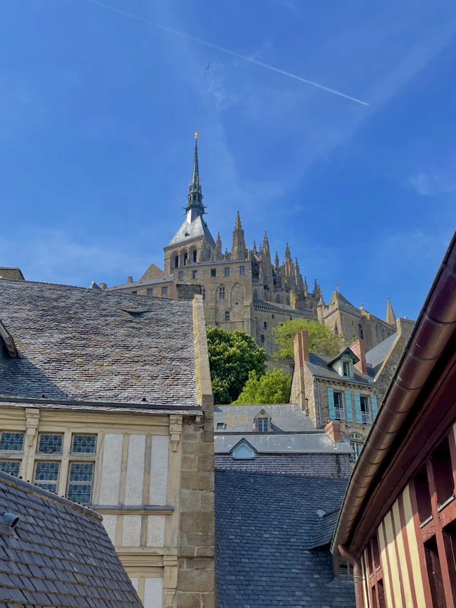 【フランス🇫🇷】フランスの奇跡、モン・サン＝ミッシェルを訪ねて⛪🕊️