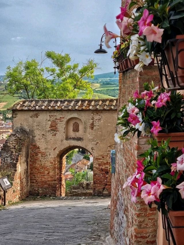 Certaldo Alto: A Medieval Jewel Above the Tuscan Hills