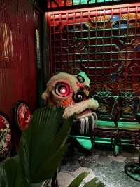 You are in restaurant, but feel like an historical museum! It’s possible in Hoi An