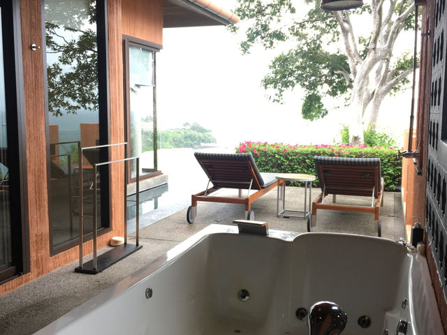 รีวิว Pool Villa ศรีพันวา (Sri Panwa Pool Villa) 