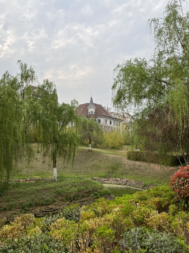 🏰🌸 Nanchang’s Hidden Europe: Pastel Palazzos & Canal Dreams in Luzern Town!