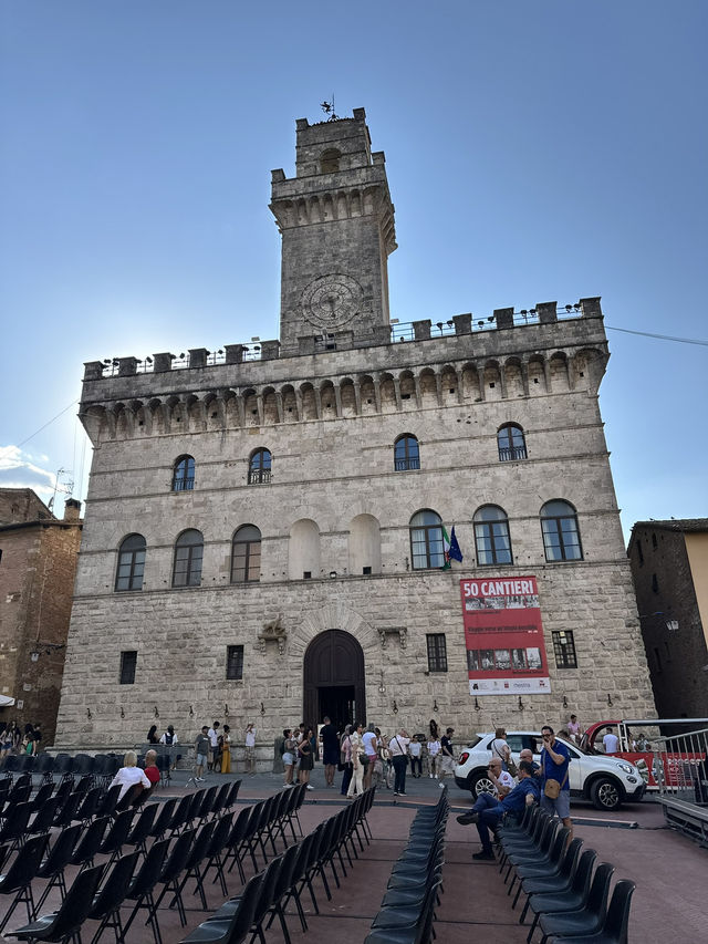 Wander Through Tuscan Charm: Montepulciano Review 