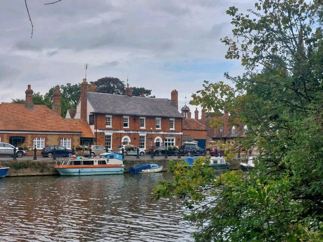 Train to Reading, Thames Path Day 9 Train to Reading, Thames Path Day 9