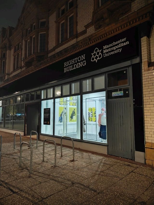 Nightfall at Manchester Metropolitan – A Campus That Glows