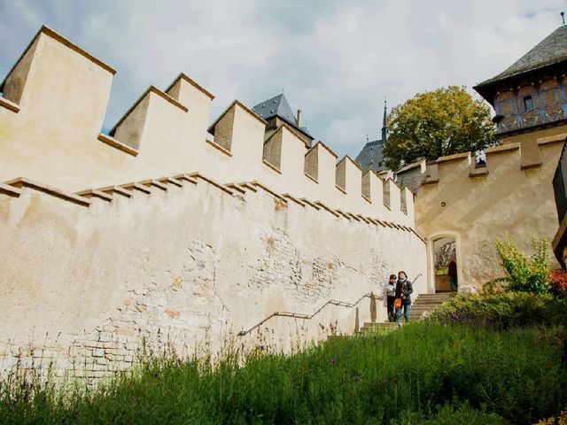 A Day Trip to Karlštejn Castle – Stepping into Czech Royal History