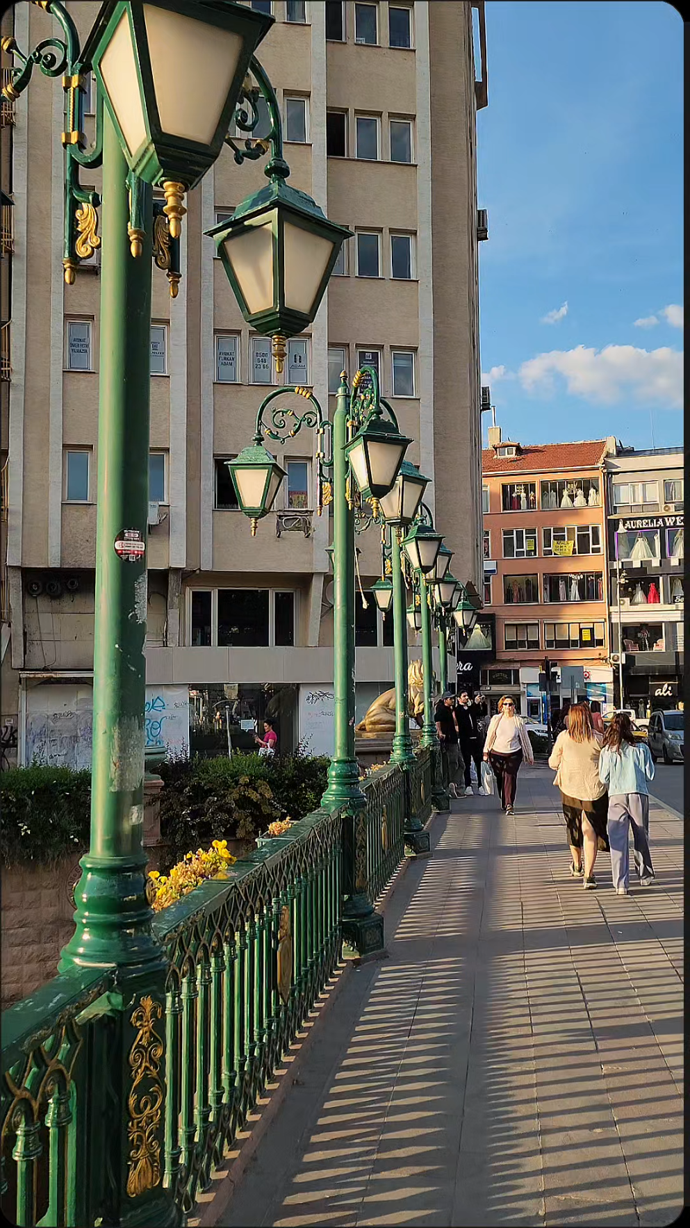 Porsuk River Evening Walk: Eskişehir’s Canal Lights