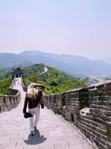 中国万里の長城：世界遺産を駆け下りる壮大なスライダー体験
