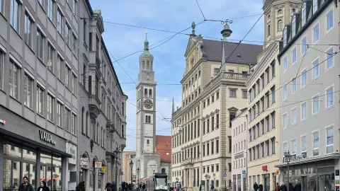 Augsburg is located in southwestern Bavaria, Germany, at the confluence of the Lech and Wertach rivers, with a population of about 300,000. — traveler post in Augsburg