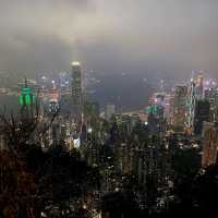 乘六代山頂纜車 賞百萬維港夜景