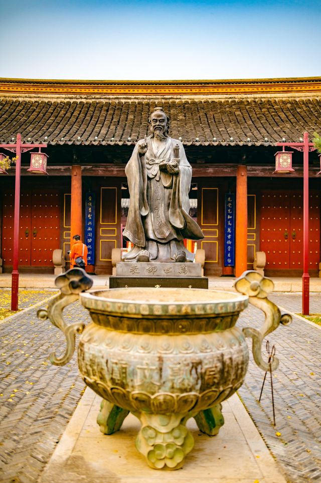 藏在蘇州周邊的百年銀杏地常熟小故宮