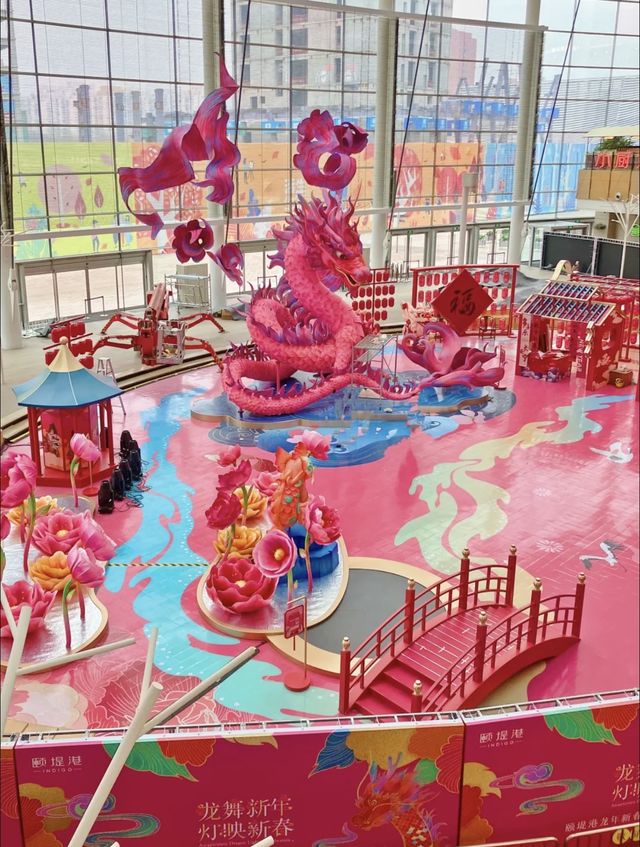 我去剛賽完聖誕樹這下又開始賽龍了