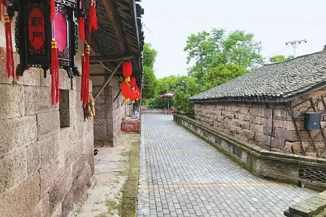 民俗風情與現代發展並存的武勝三溪觀音橋村
